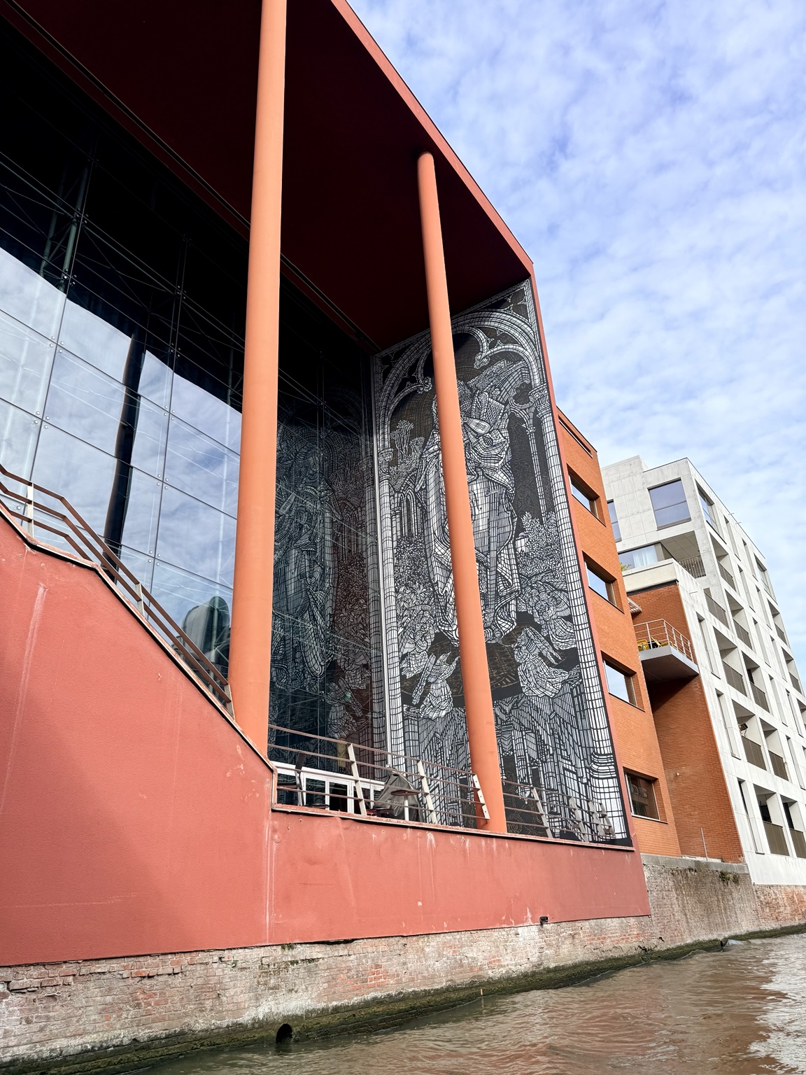 Contemporary architecture seen from a Belgian canal