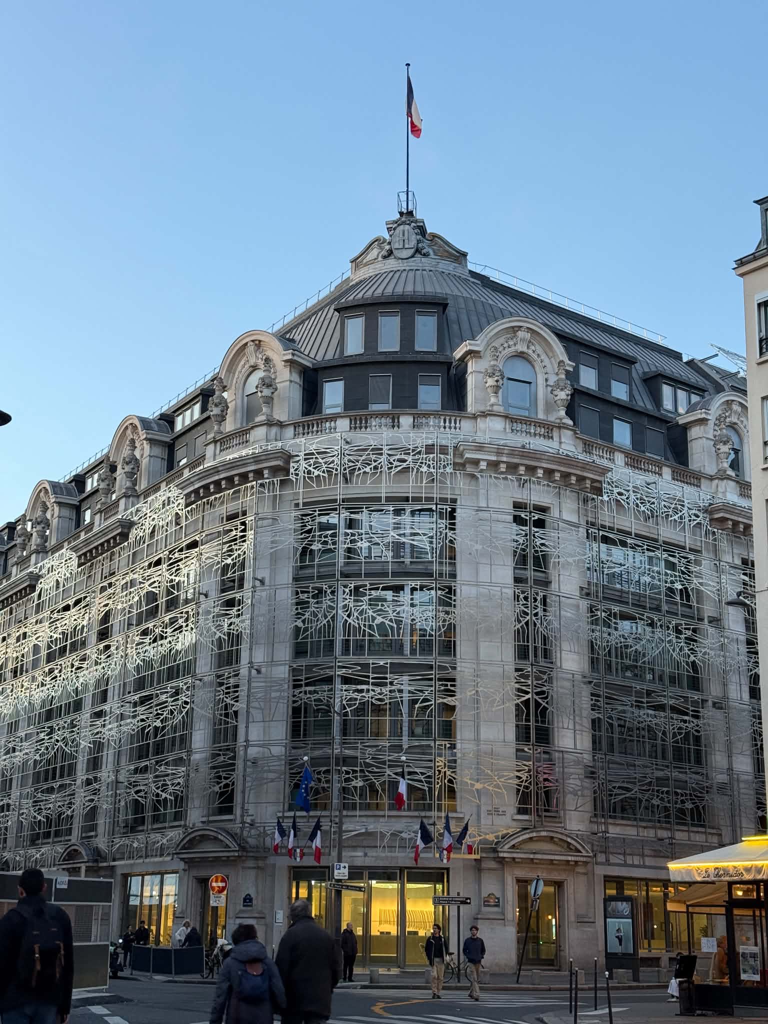An ornate Parisian building