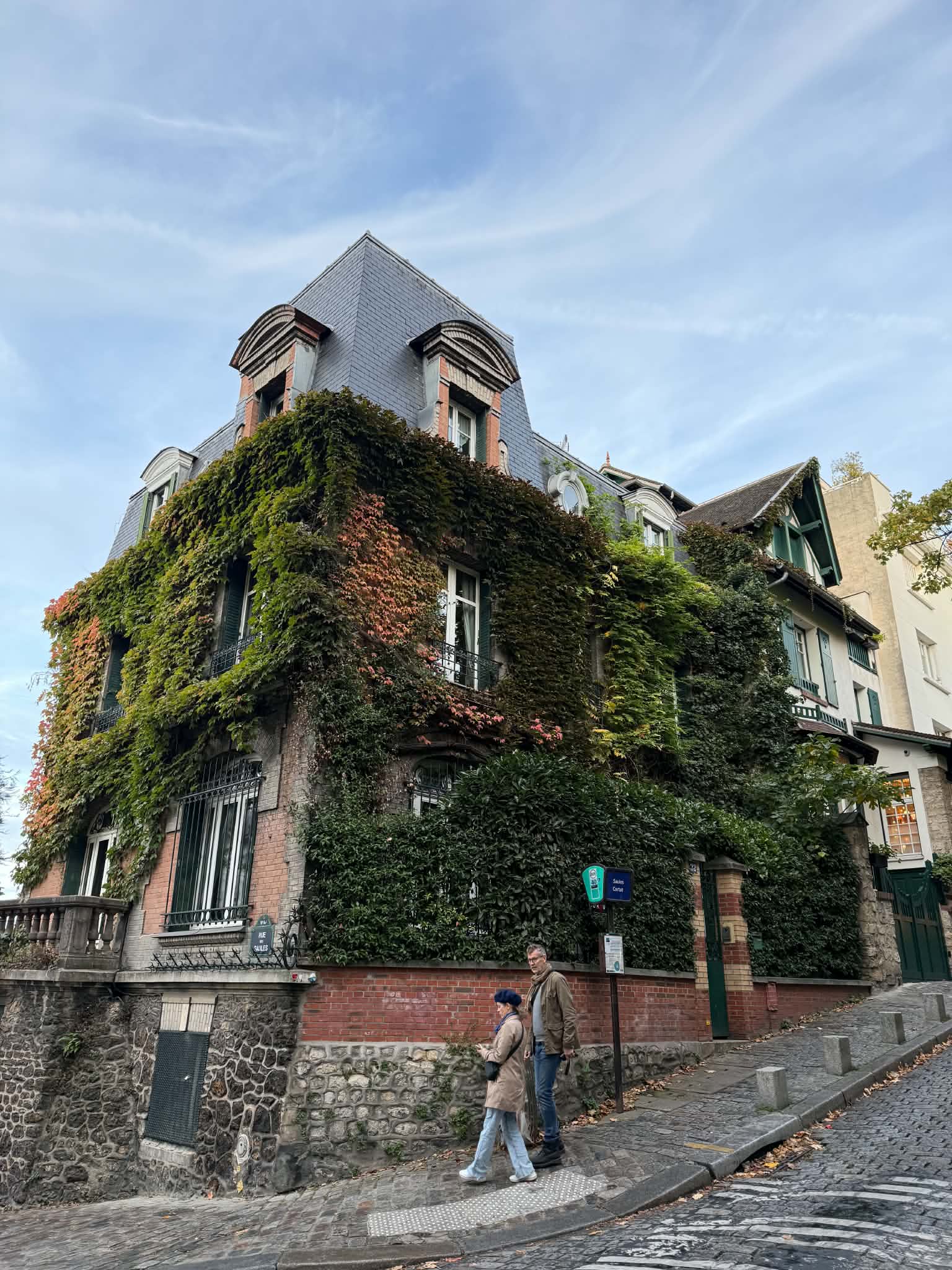 An ivy-covered home in Montmartre